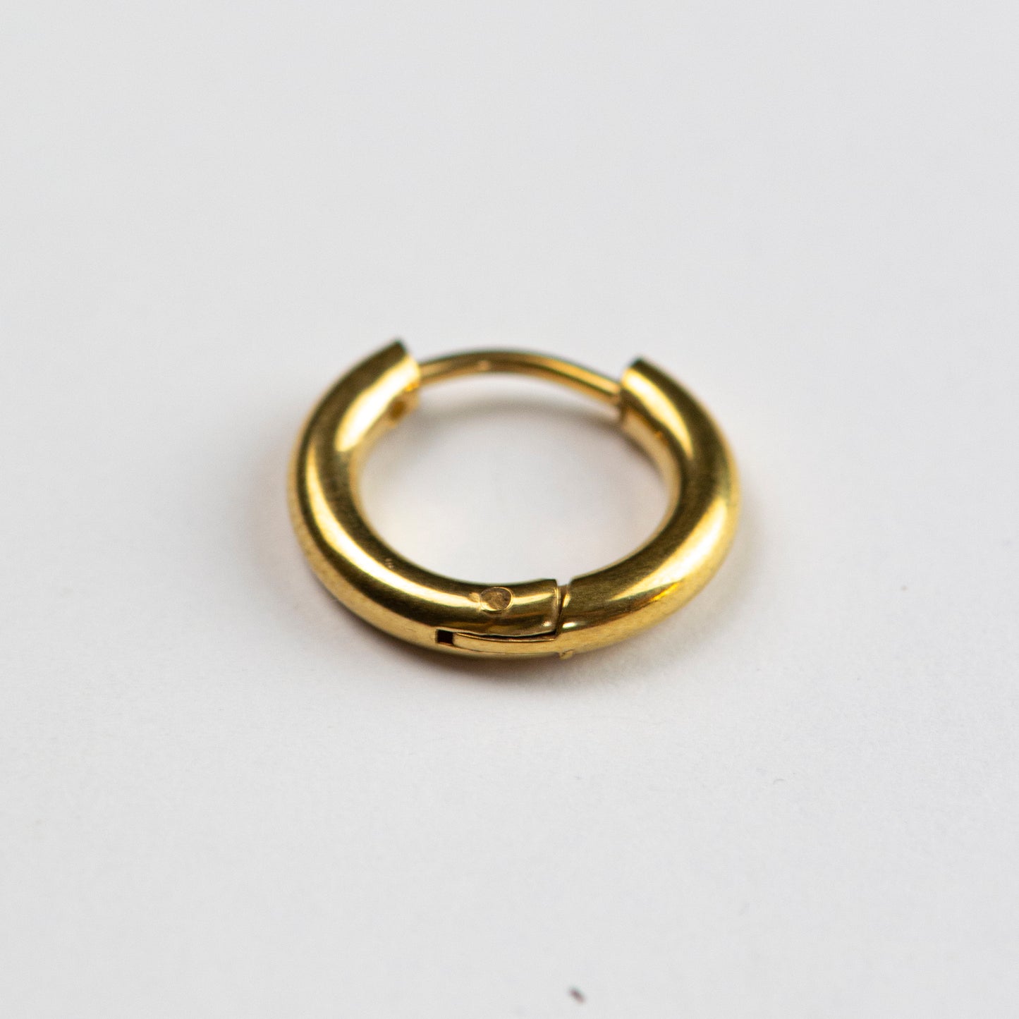 Gold earring small